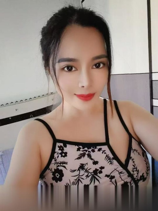 广东-深圳轻熟少妇云儿-1.jpg